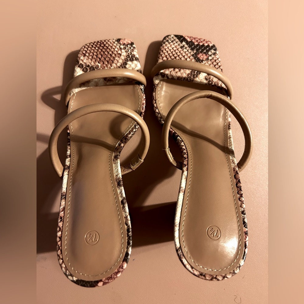 Great for Business or Pleasure. Square Open Toe Strappy Heel Sandal- size 7.5